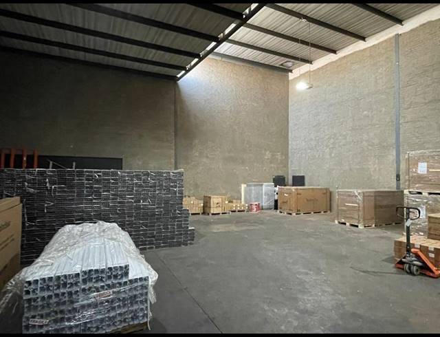 INDUSTRIAL PROPERTY TO RENT IN HENNOPSPARK